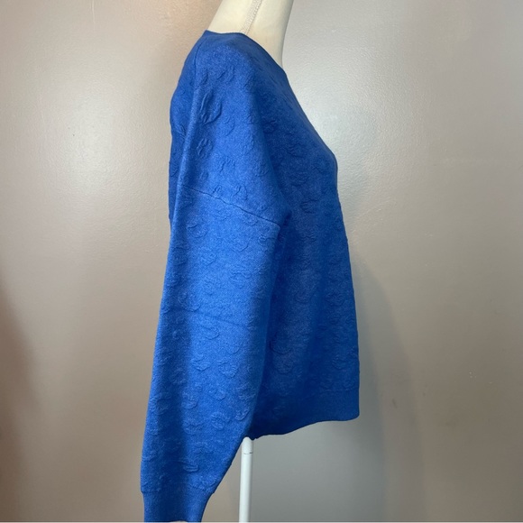 Kerisma Blue Cheetah Texture Top Size Medium/Large - Picture 4 of 10